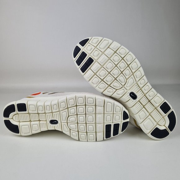 nike free run summit white